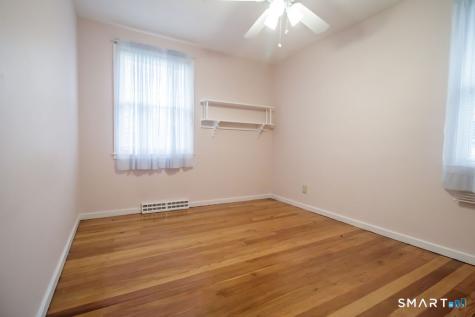 21 Stillwell Drive Plainville CT 06062
