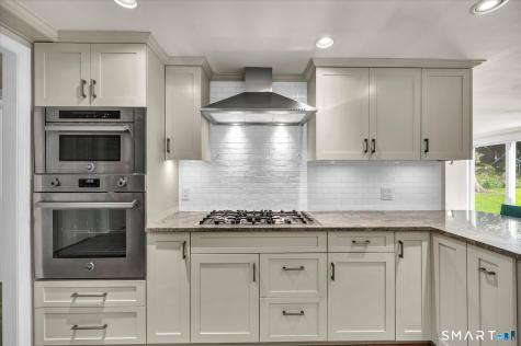 46 Fenwood Grove Road Old Saybrook CT 06475