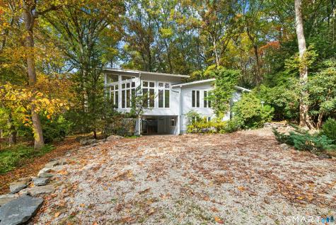 16 Big Oak Circle Stamford CT 06903