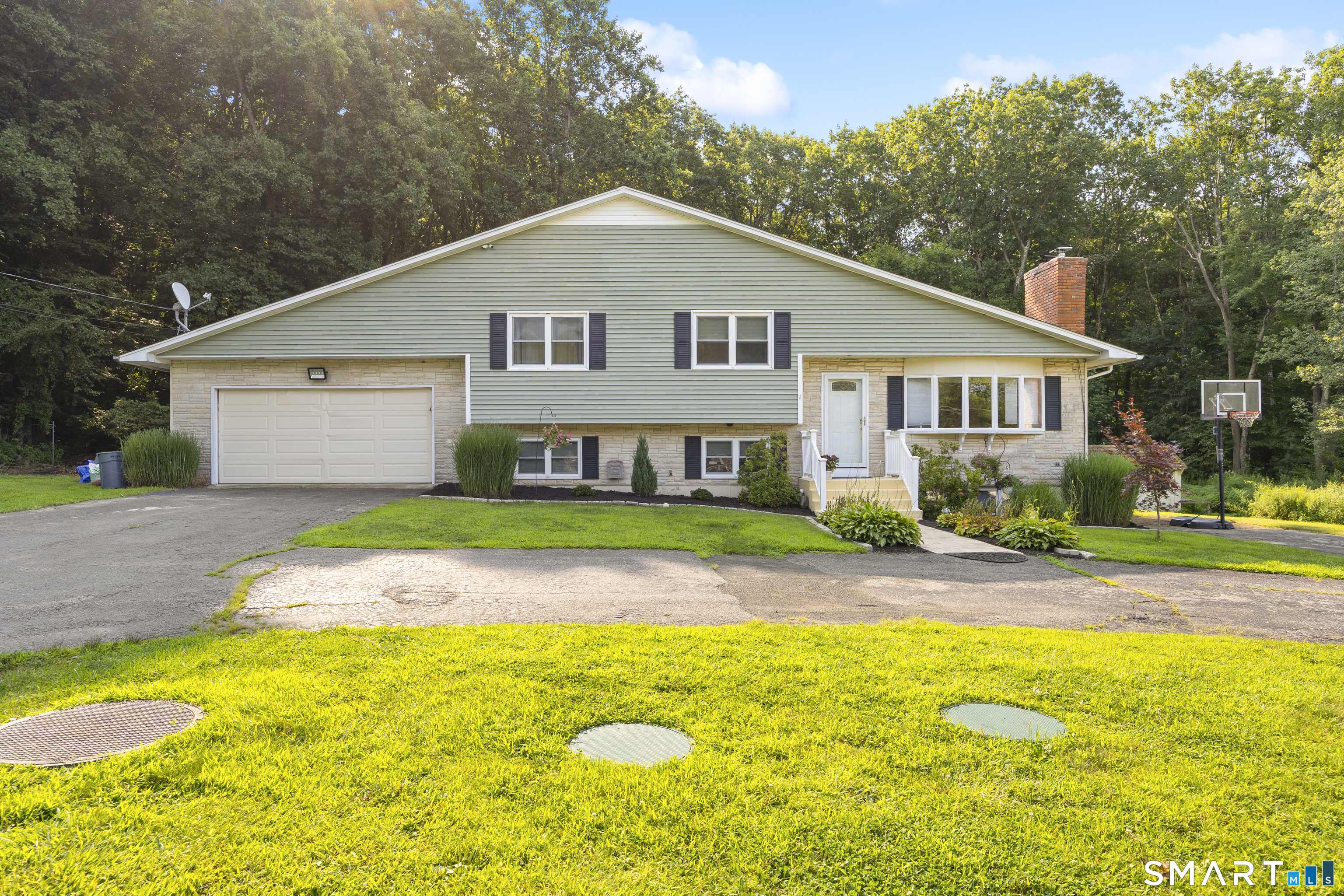 20 Lindsley Drive Wolcott CT 06716