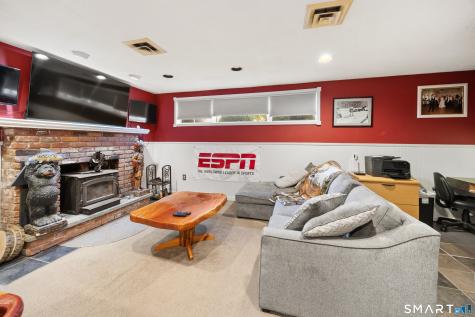 20 Lindsley Drive Wolcott CT 06716
