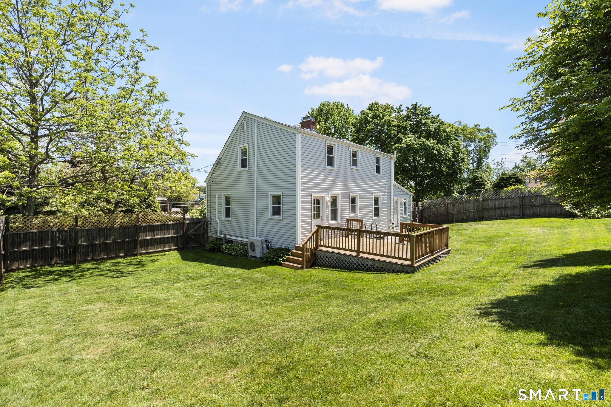 77 Round Hill Road Fairfield CT 06824