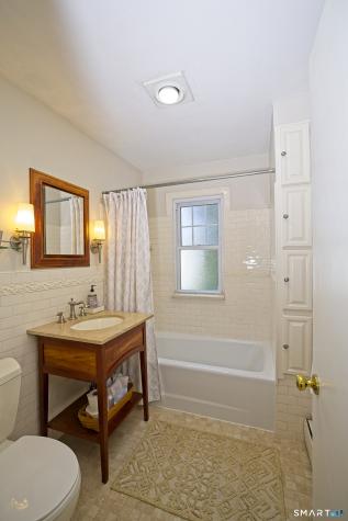 94 Lancaster Road West Hartford CT 06119
