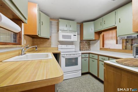 1098 Long Cove Road Ledyard CT 06335
