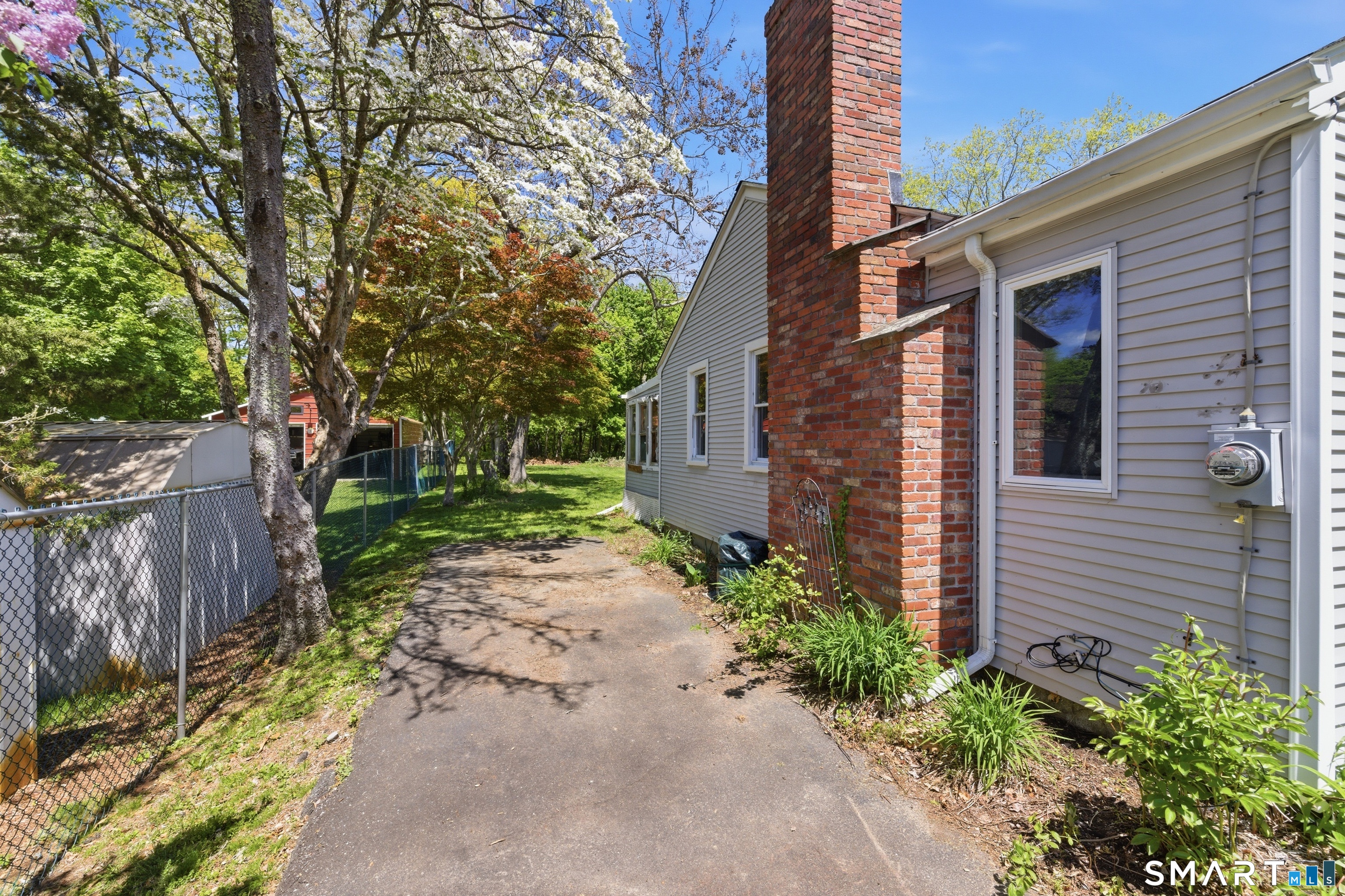 1098 Long Cove Road Ledyard CT 06335