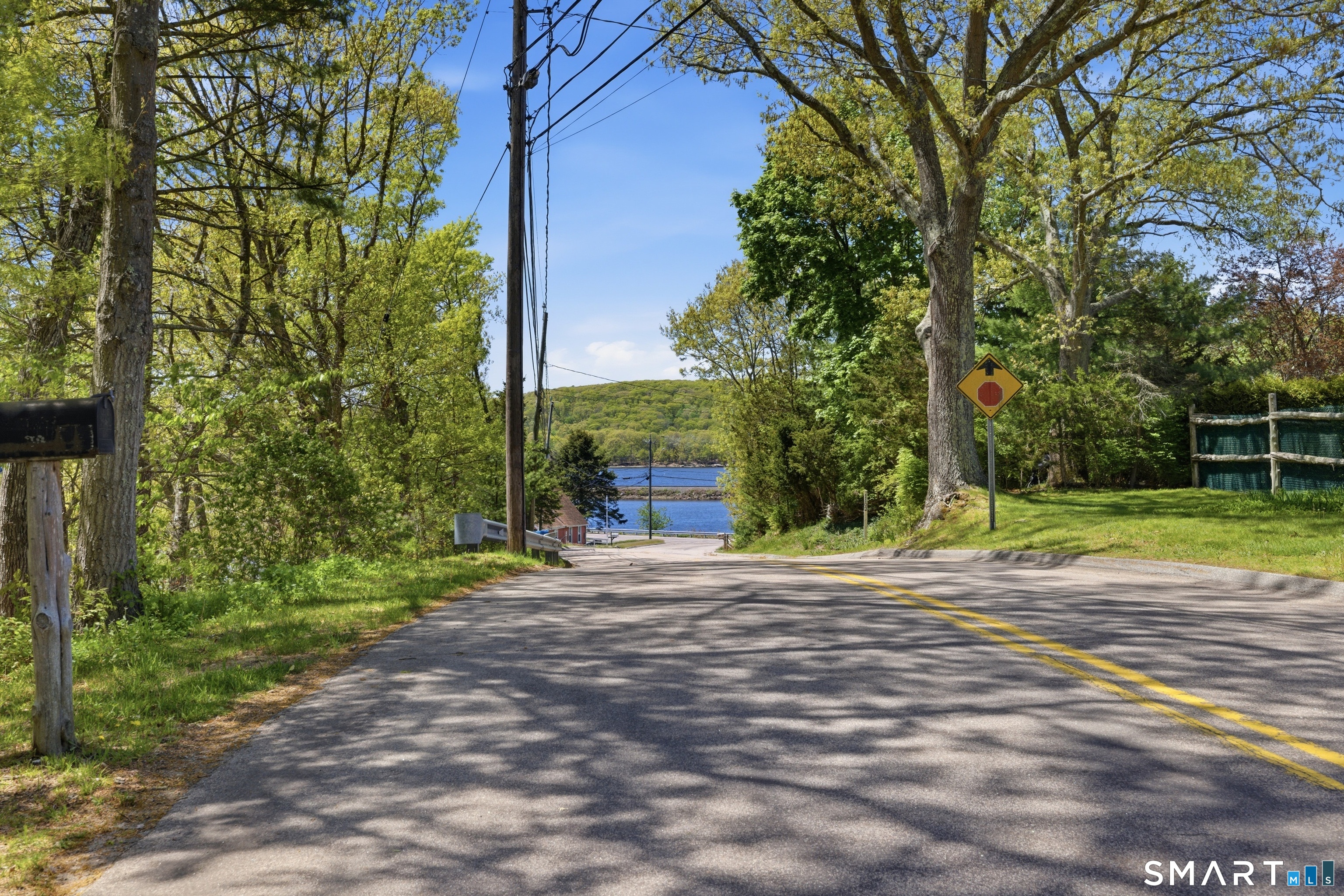 1098 Long Cove Road Ledyard CT 06335