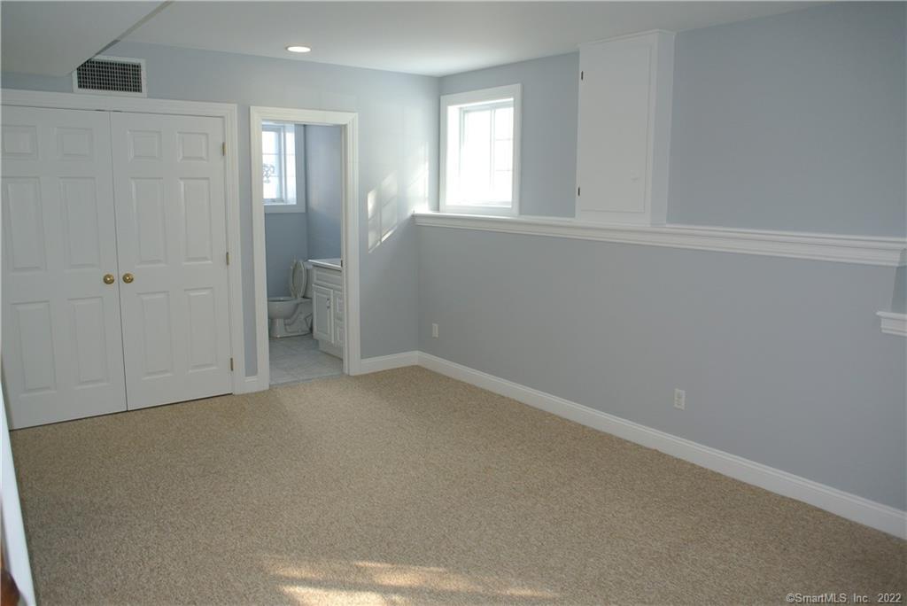 1260 Cutspring Road Stratford CT 06614