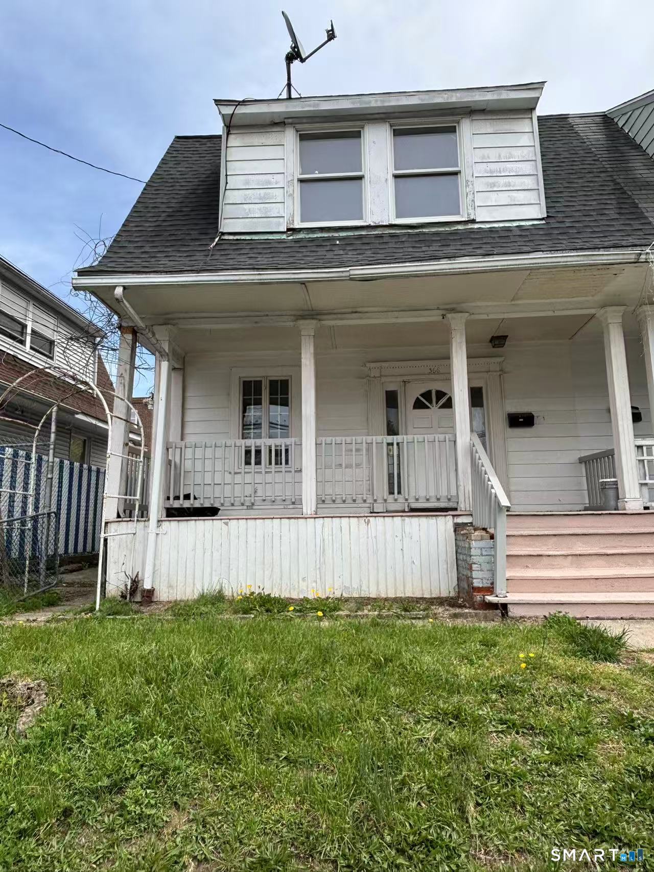 366 Dover Street Bridgeport CT 06610