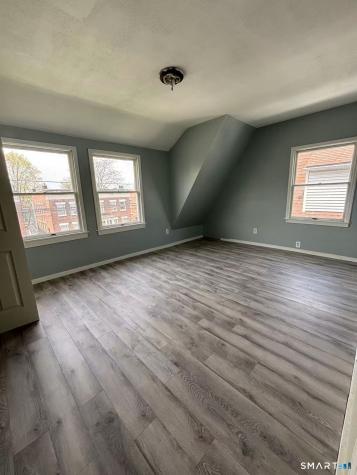 366 Dover Street Bridgeport CT 06610