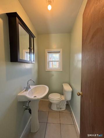 366 Dover Street Bridgeport CT 06610