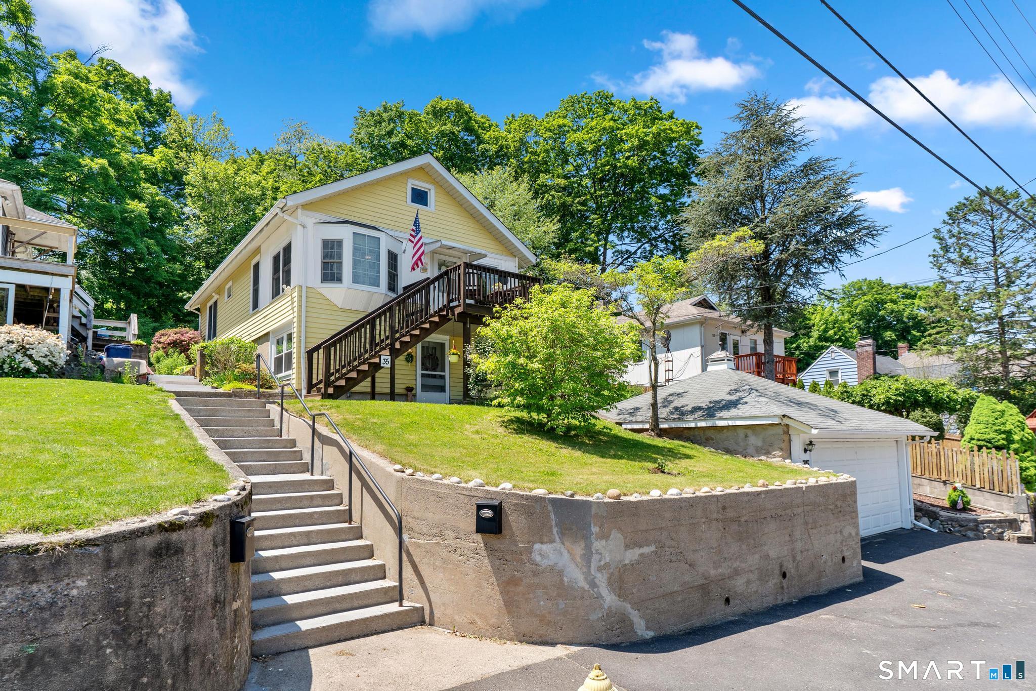 35 Park Place Ansonia CT 06401