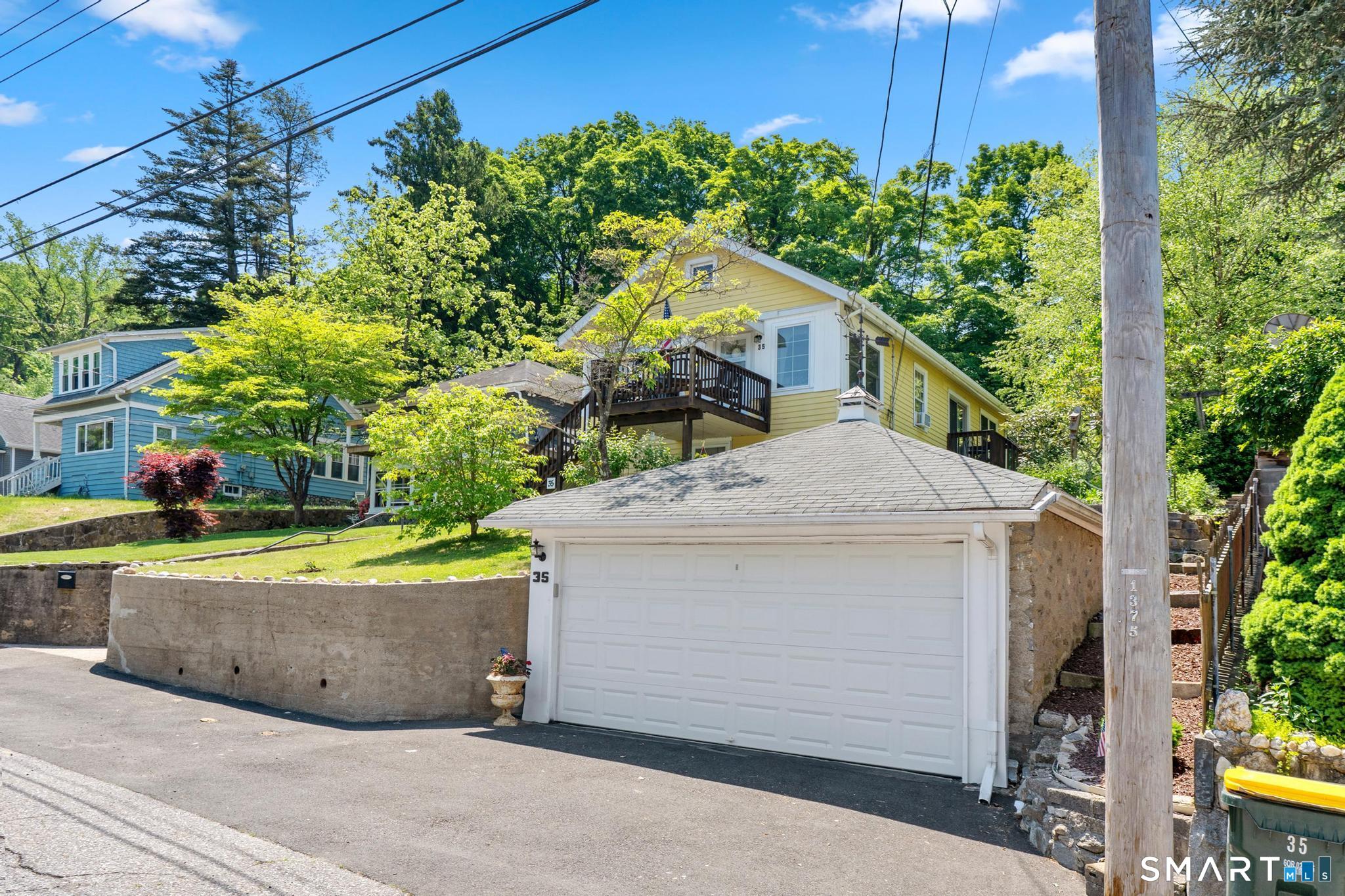35 Park Place Ansonia CT 06401
