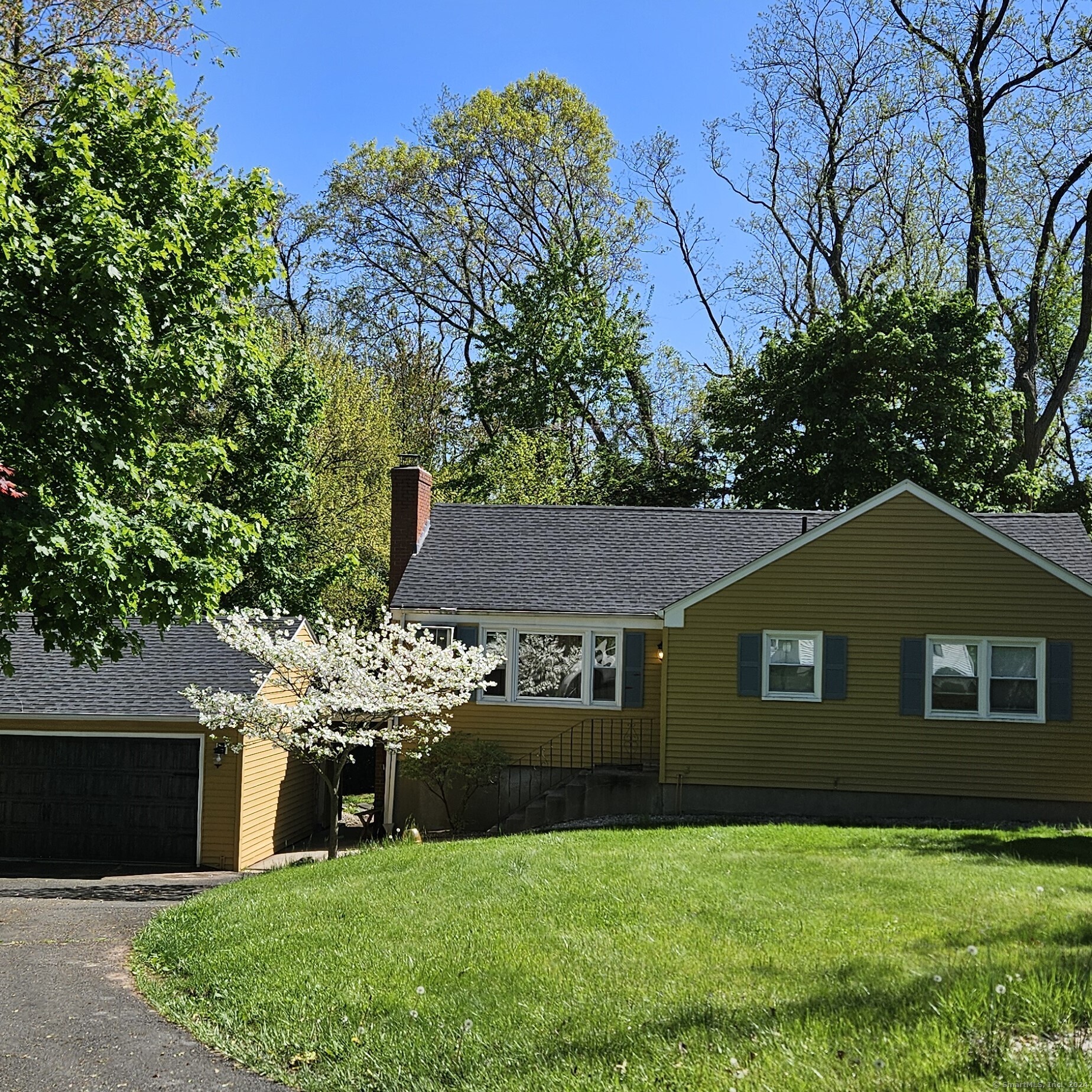 33 Morris Drive Windsor CT 06095