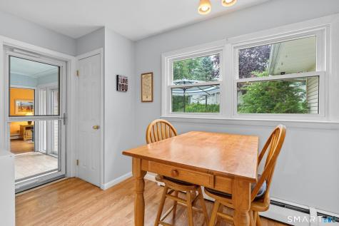 16 East Maxwell Drive West Hartford CT 06107