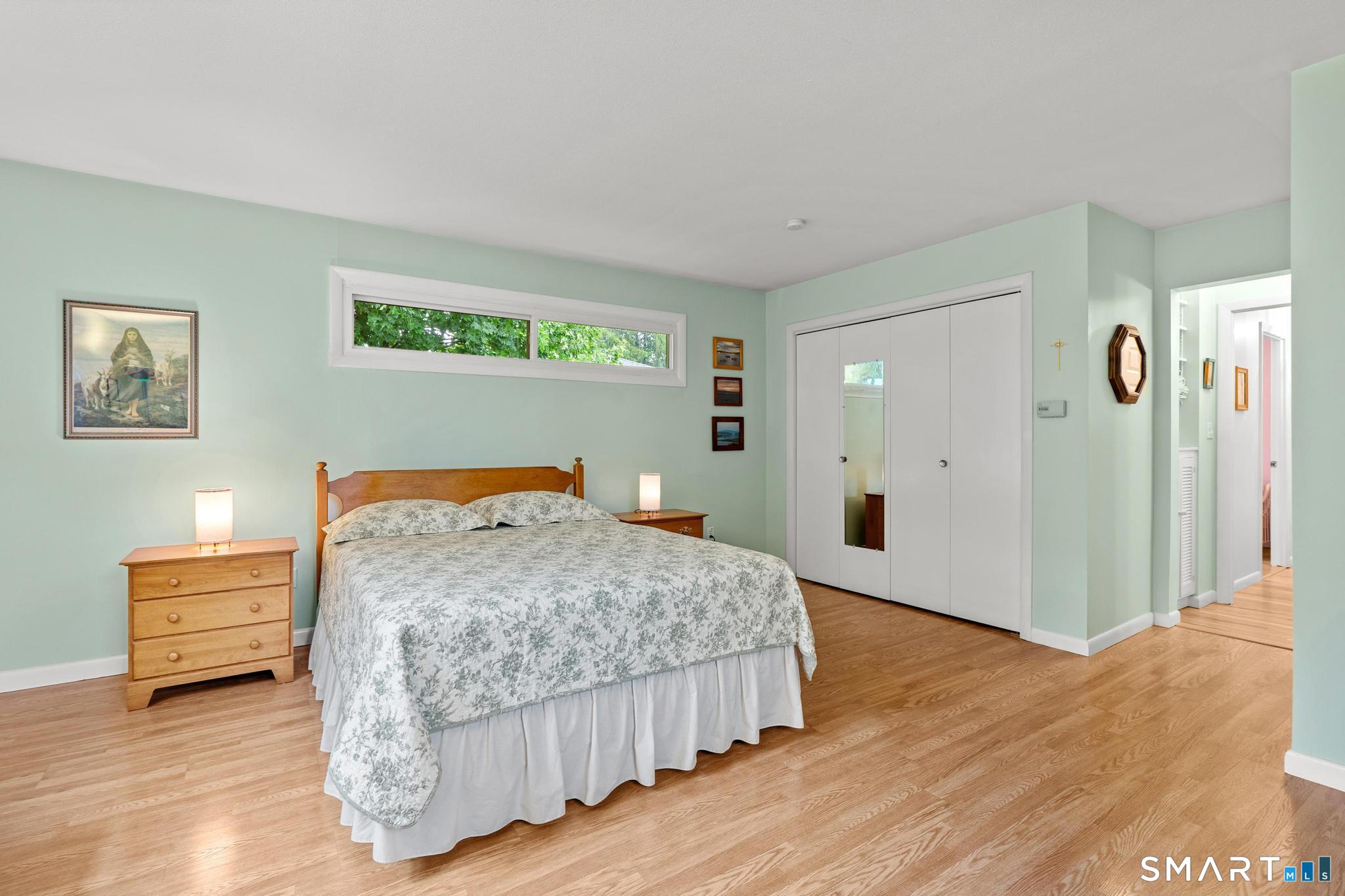 16 East Maxwell Drive West Hartford CT 06107