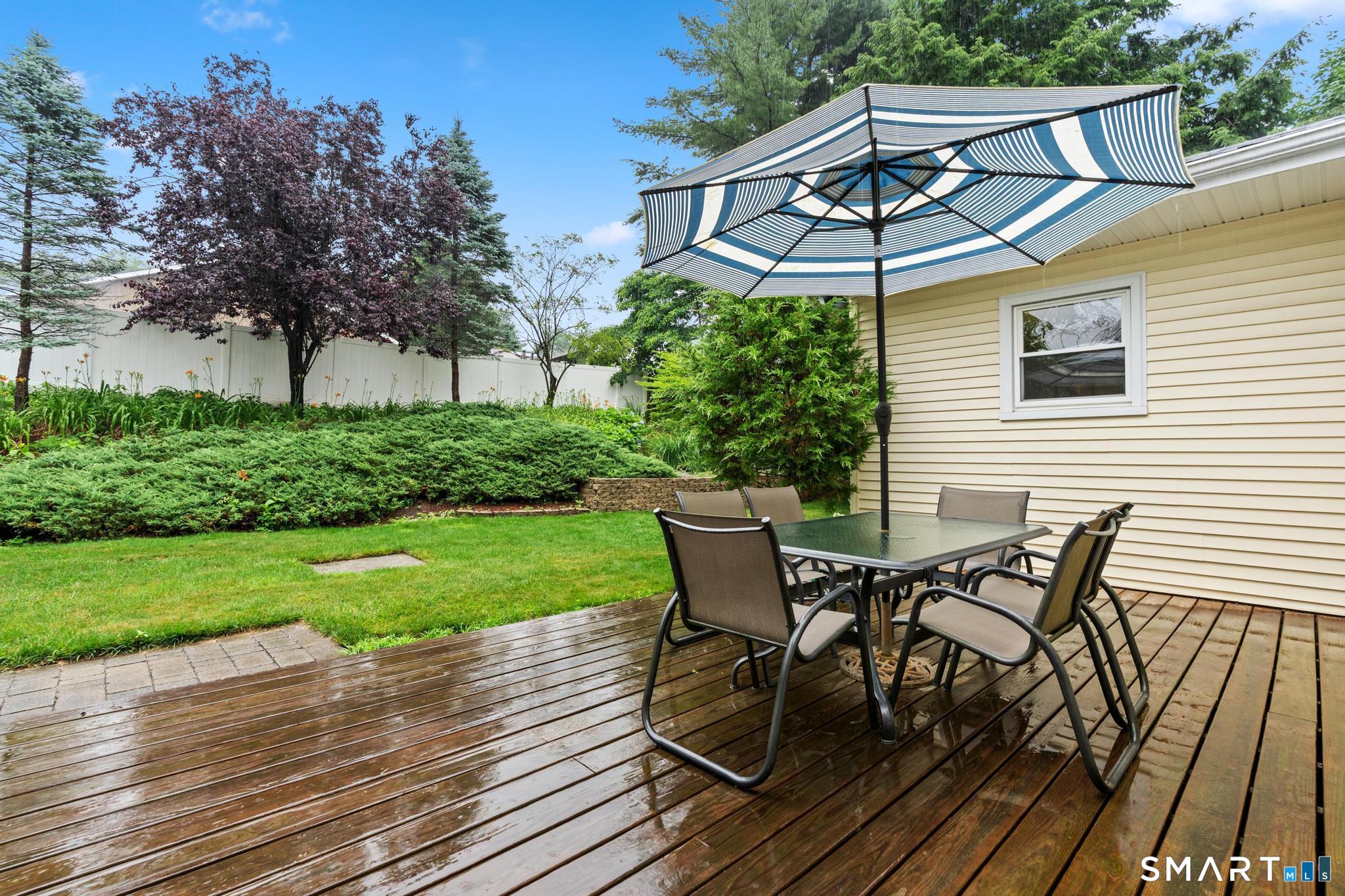 16 East Maxwell Drive West Hartford CT 06107