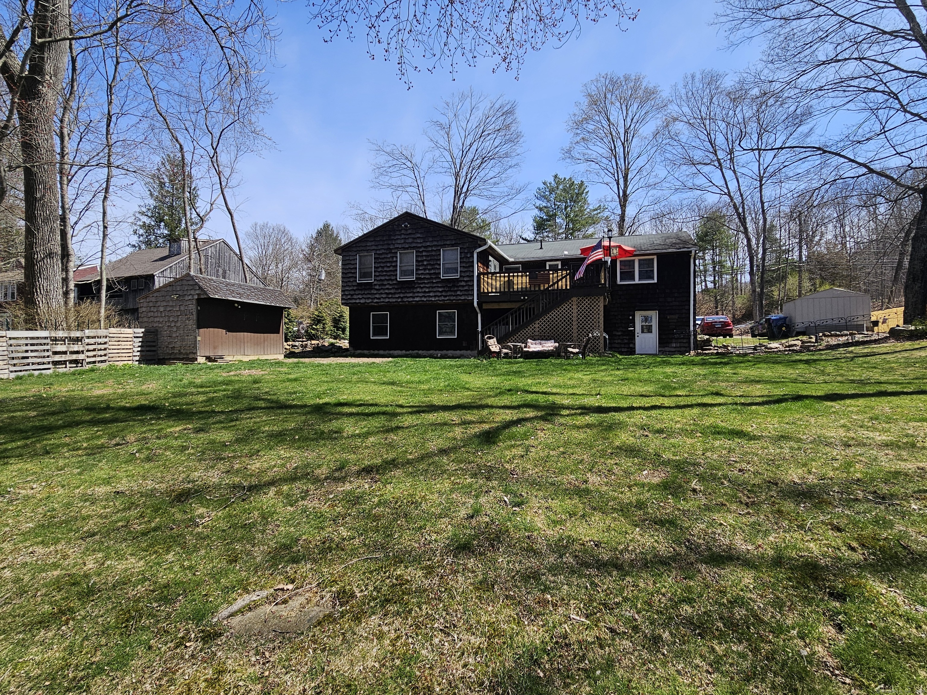 18 Mansfield Road Ashford CT 06278