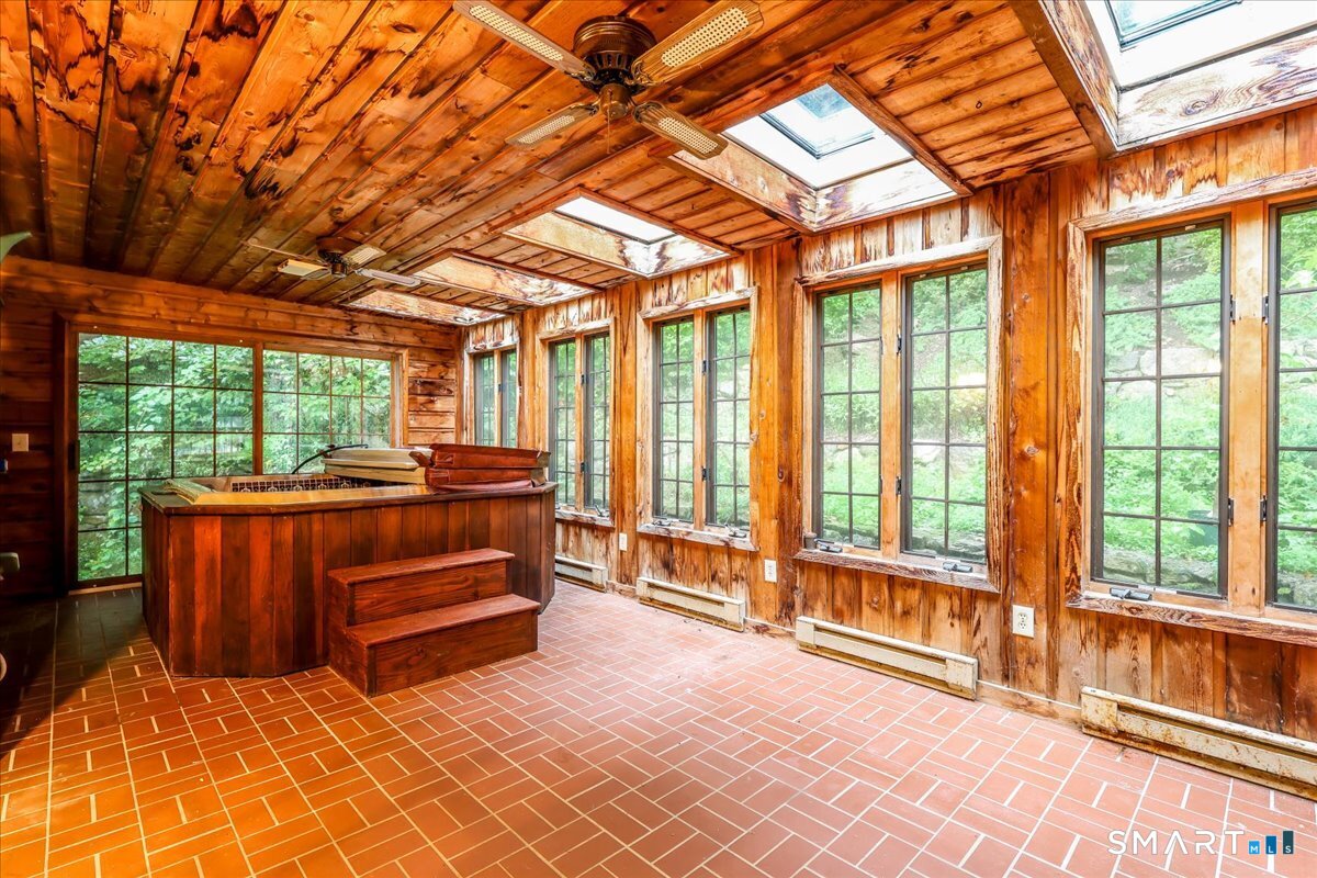 17 East Bucks Rock Road New Milford CT 06776