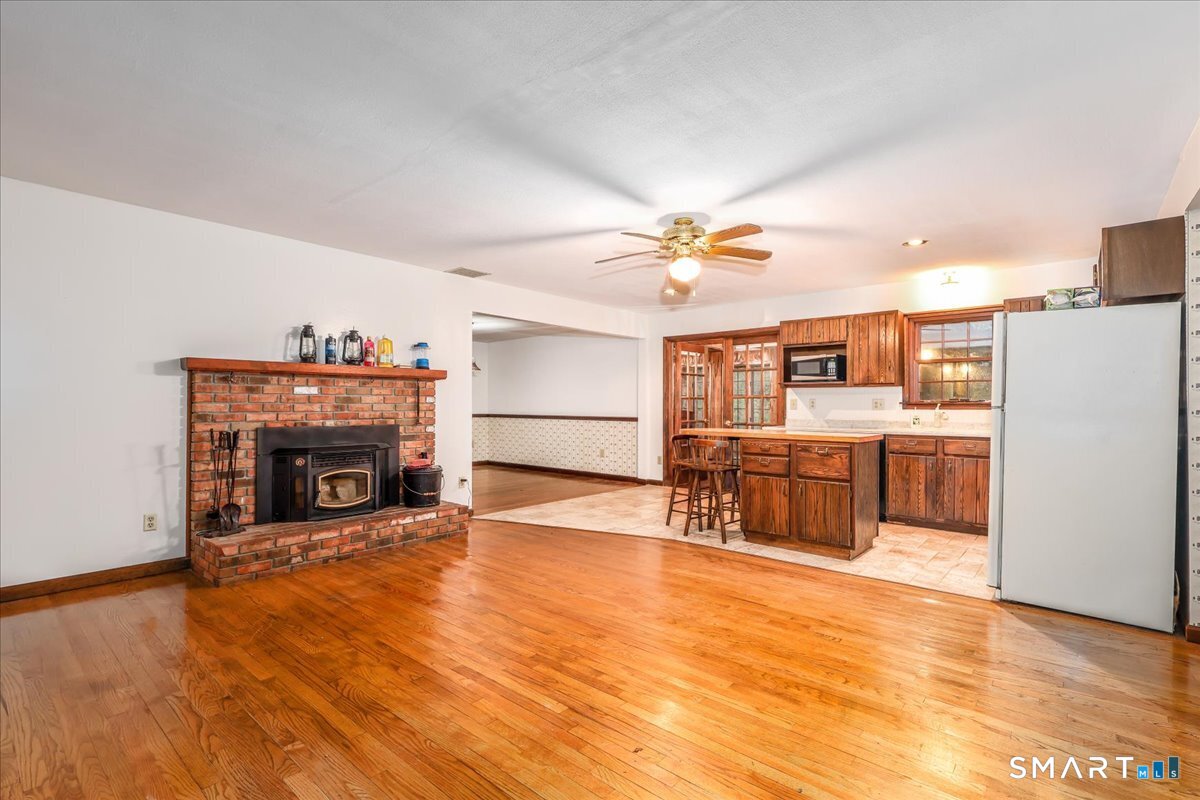 17 East Bucks Rock Road New Milford CT 06776