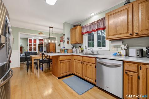 49 Overlook Avenue Groton CT 06355
