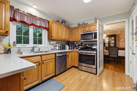 49 Overlook Avenue Groton CT 06355