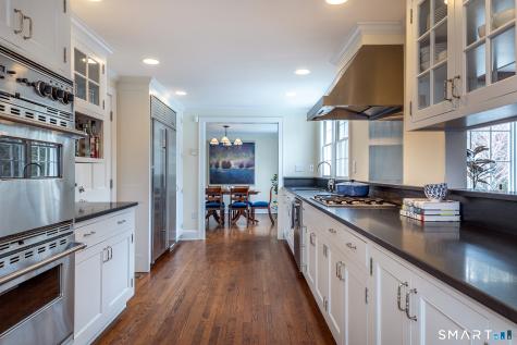 9 Hut Hill Road Bridgewater CT 06752
