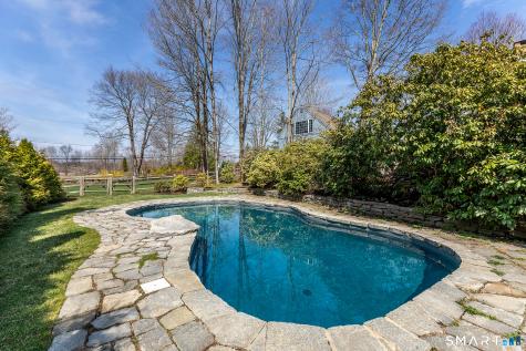 9 Hut Hill Road Bridgewater CT 06752