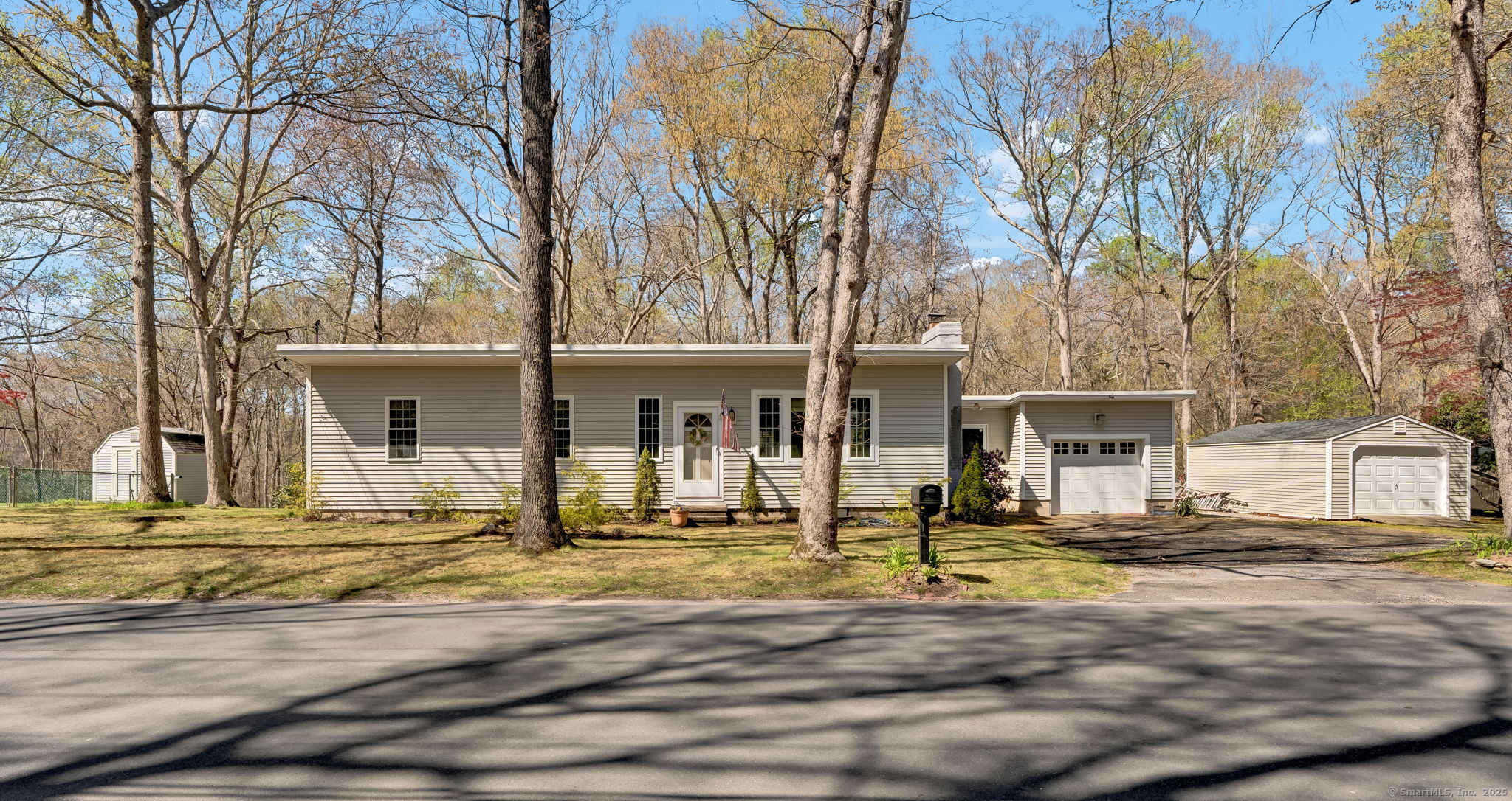 15 Hurd Bridge Road Clinton CT 06413