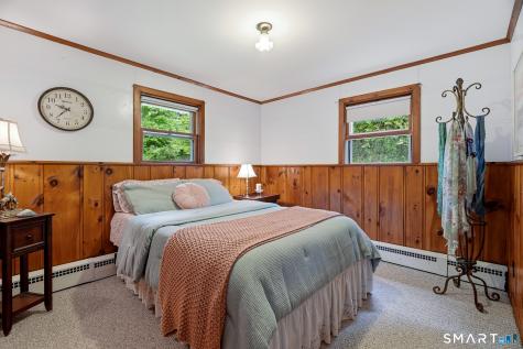 32 Cubles Drive East Lyme CT 06357