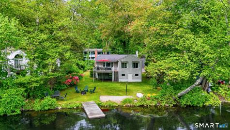 32 Cubles Drive East Lyme CT 06357