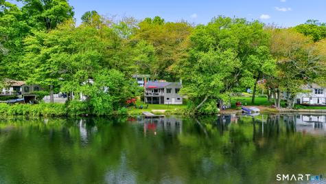 32 Cubles Drive East Lyme CT 06357