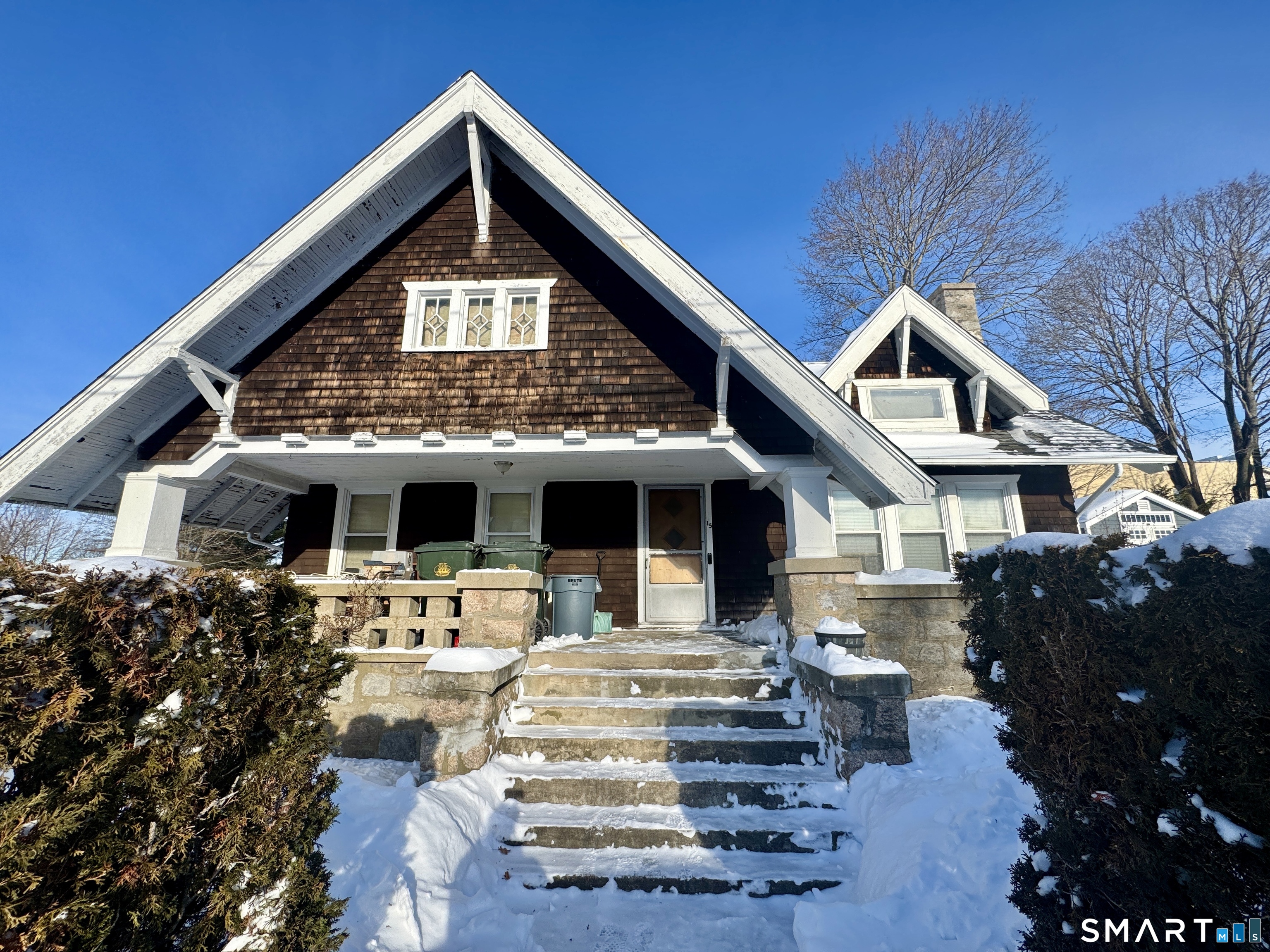 15 Warren Street New London CT 06320