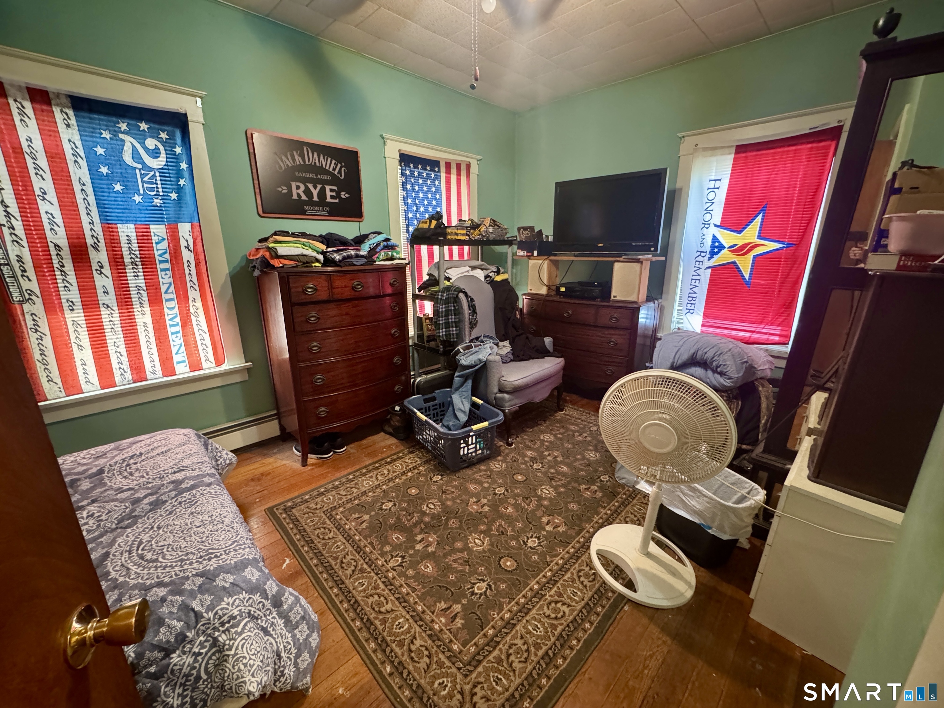 15 Warren Street New London CT 06320