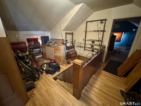 15 Warren Street New London CT 06320