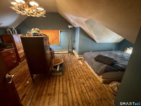 15 Warren Street New London CT 06320