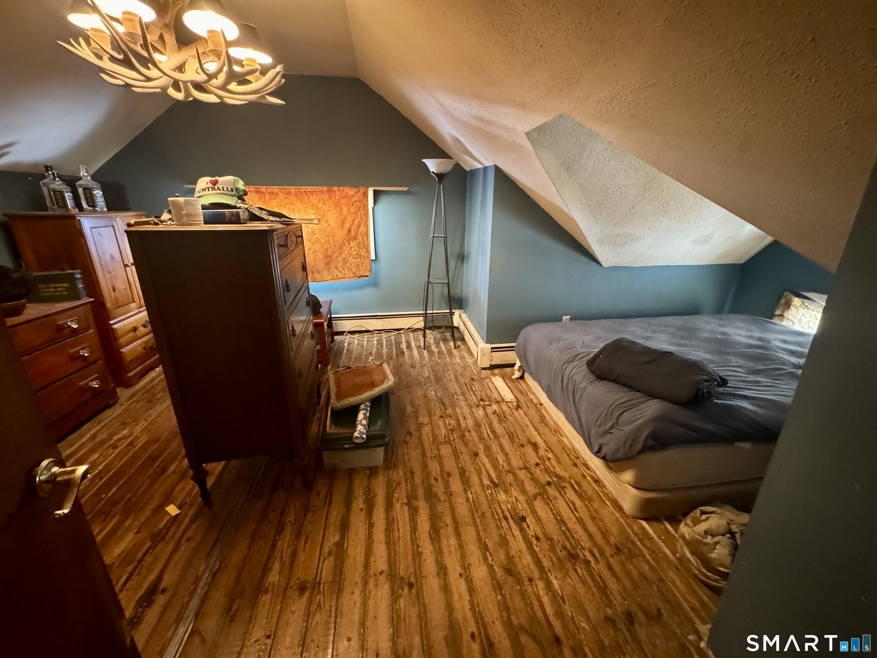 15 Warren Street New London CT 06320