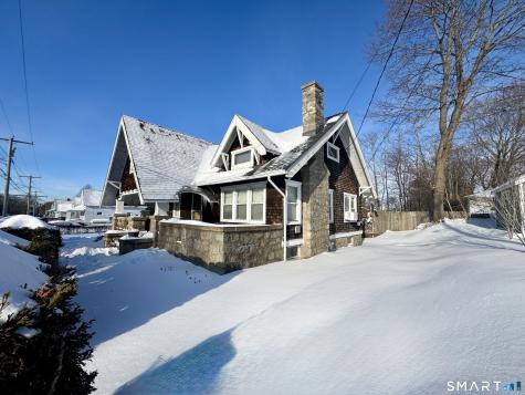 15 Warren Street New London CT 06320