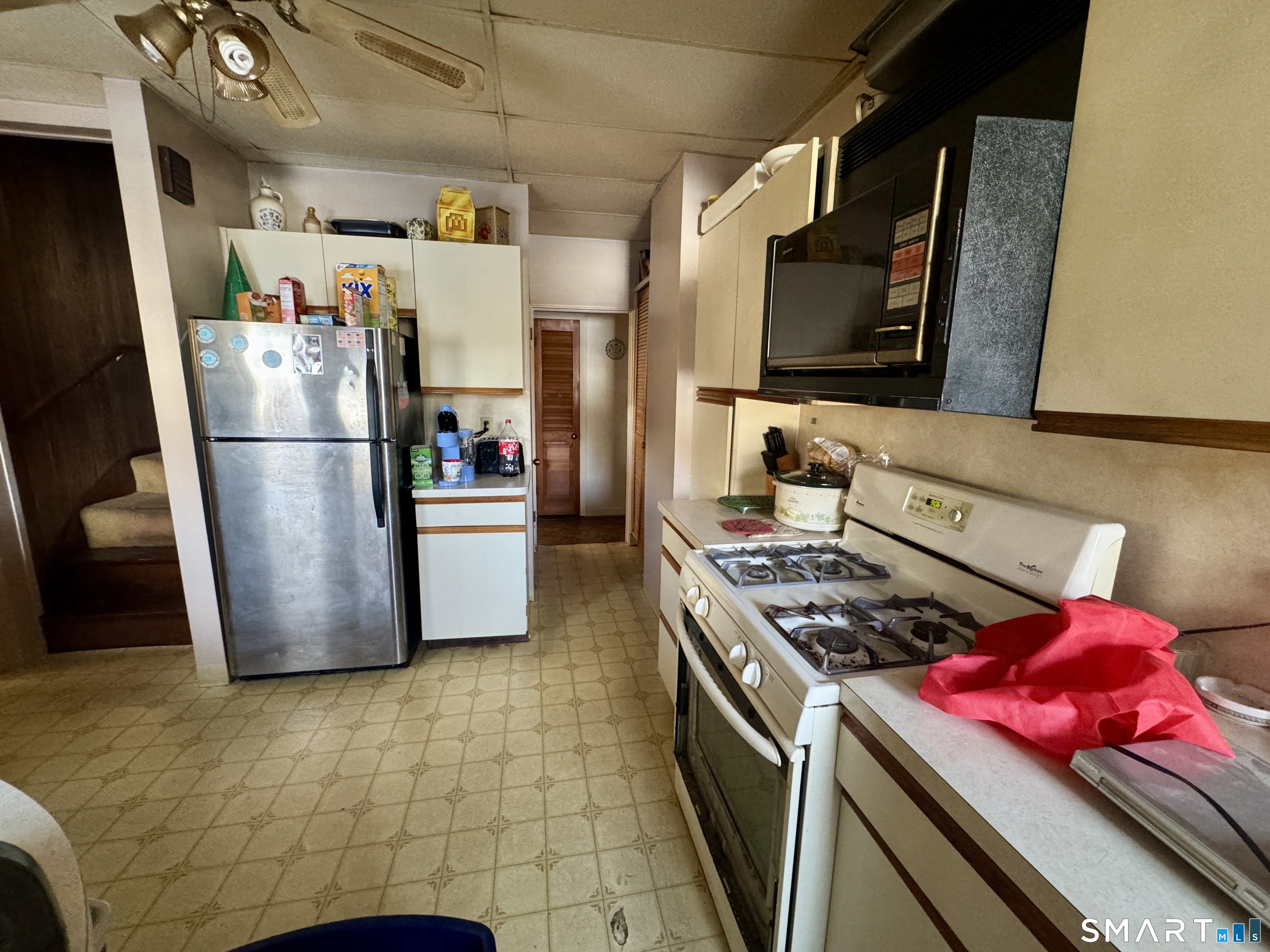 15 Warren Street New London CT 06320