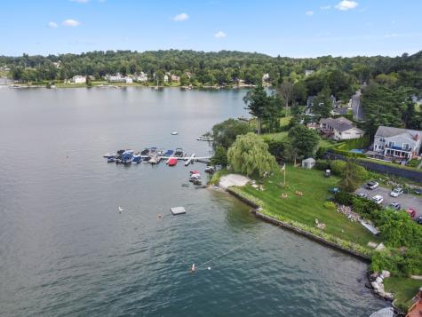 118 Forty Acre Mountain Road Danbury CT 06811