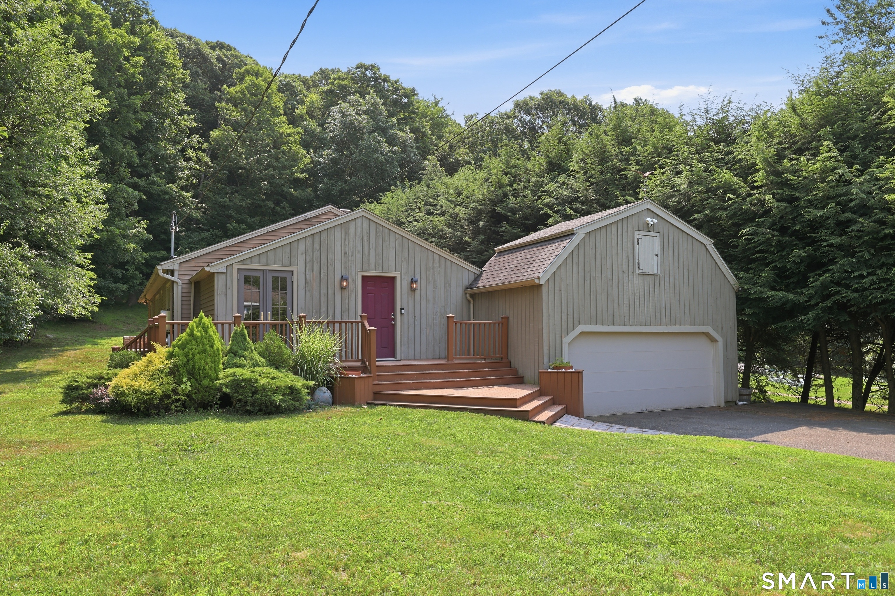 10 Satterlee Road New Fairfield CT 06812