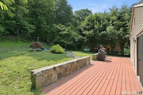 10 Satterlee Road New Fairfield CT 06812
