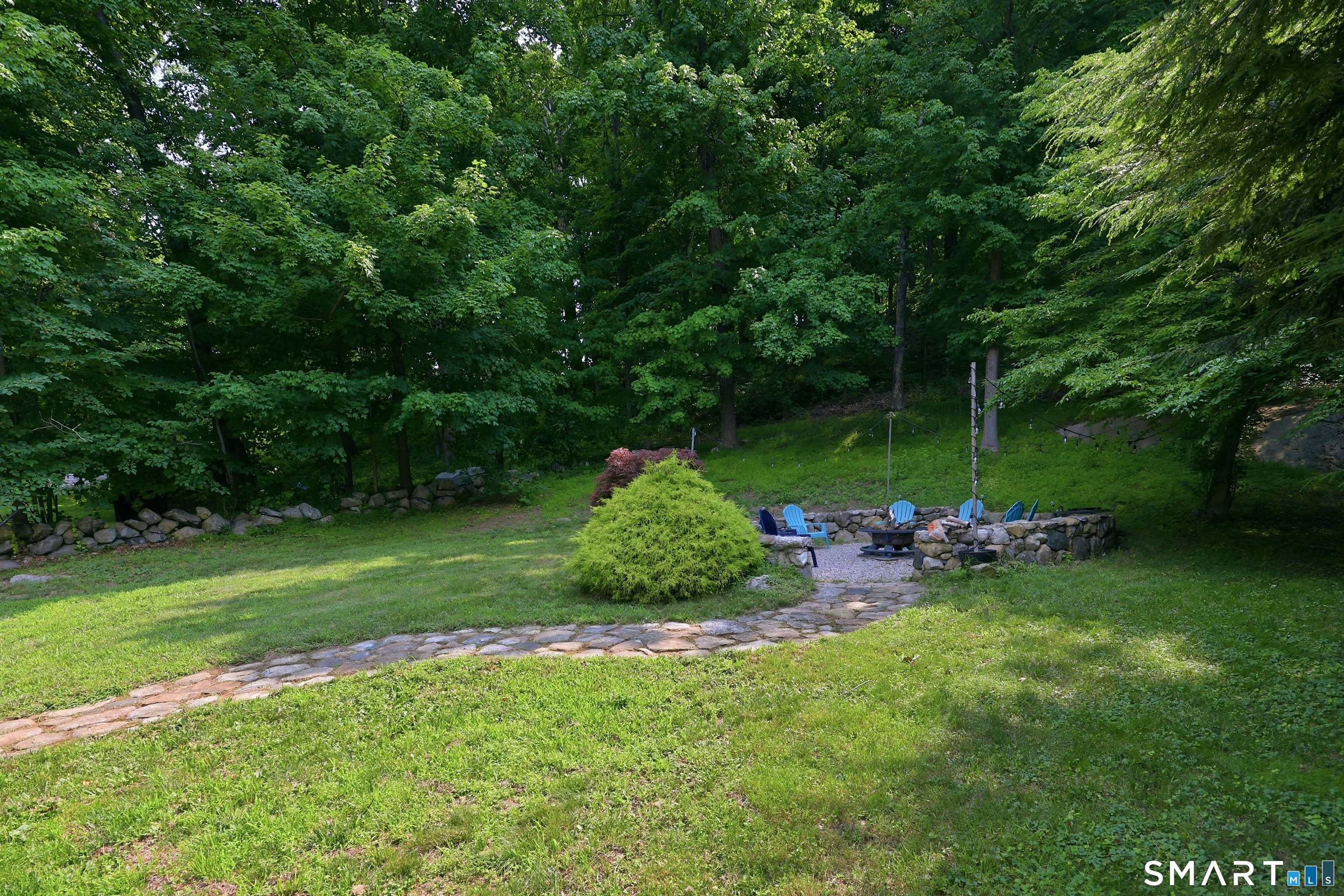 10 Satterlee Road New Fairfield CT 06812