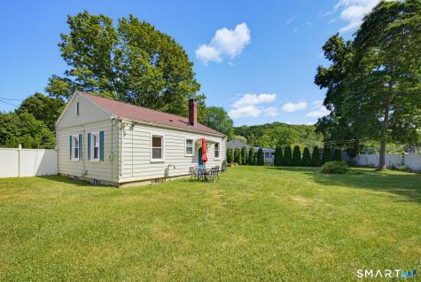 19 Burton Avenue Norwich CT 06360