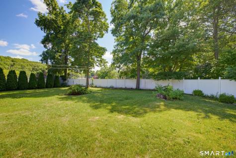 19 Burton Avenue Norwich CT 06360