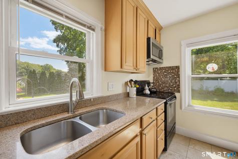 19 Burton Avenue Norwich CT 06360