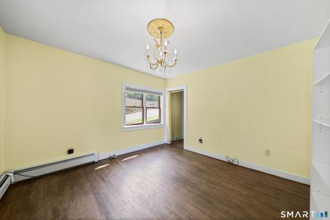 31 School Street Avon CT 06001