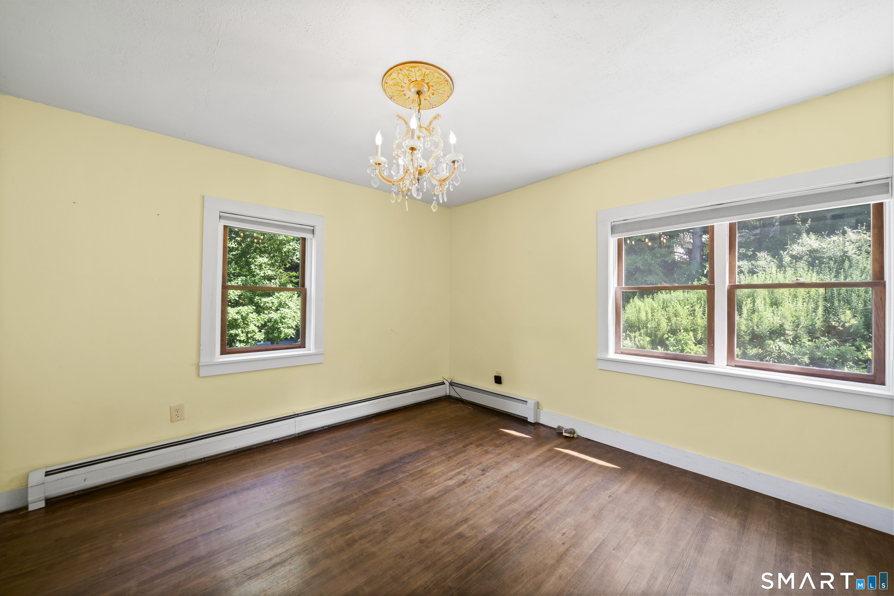 31 School Street Avon CT 06001