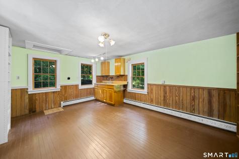 31 School Street Avon CT 06001