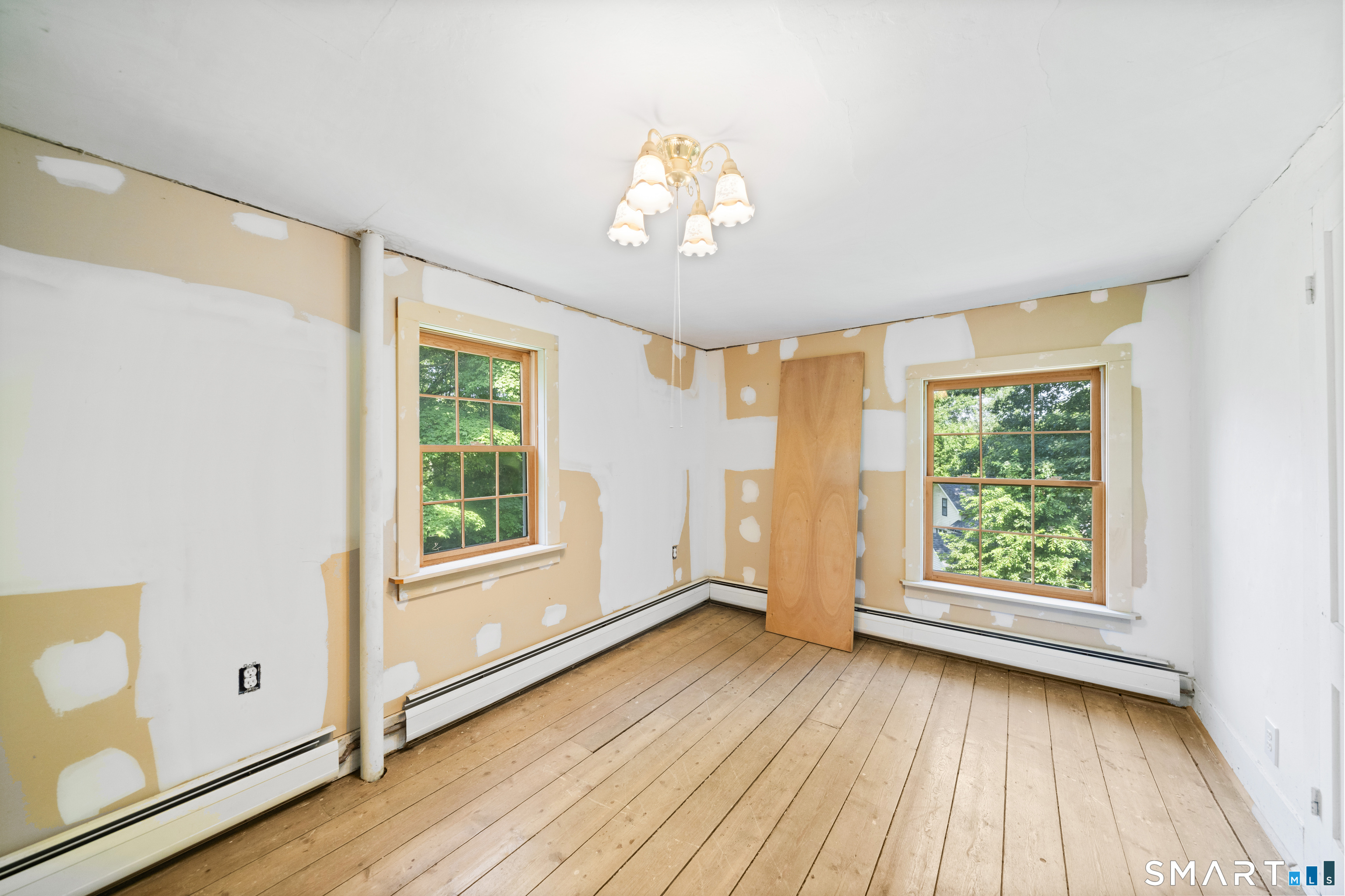 31 School Street Avon CT 06001
