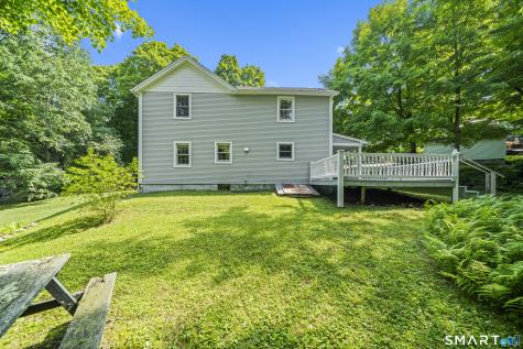 31 School Street Avon CT 06001